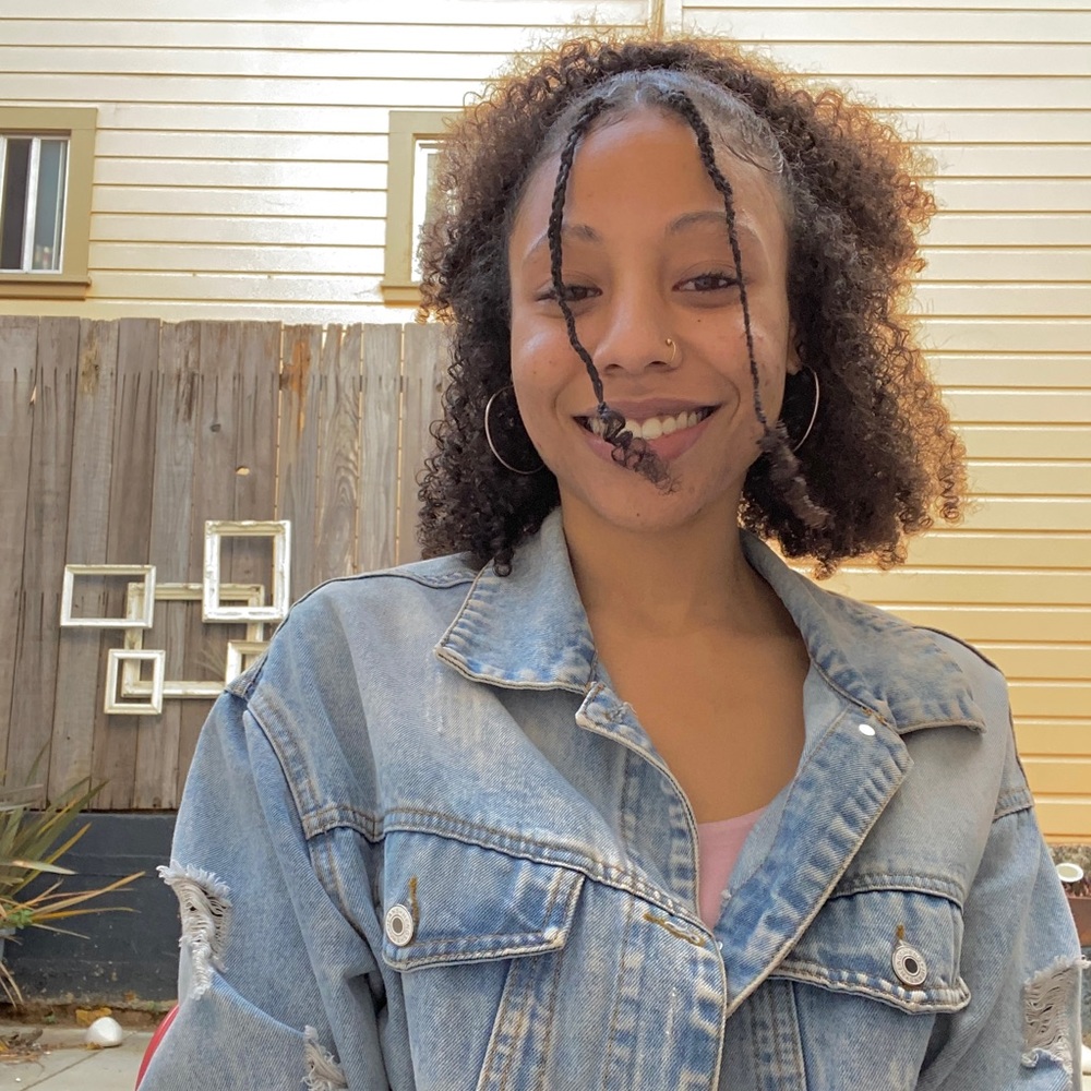 Meet your Posher, Alizé